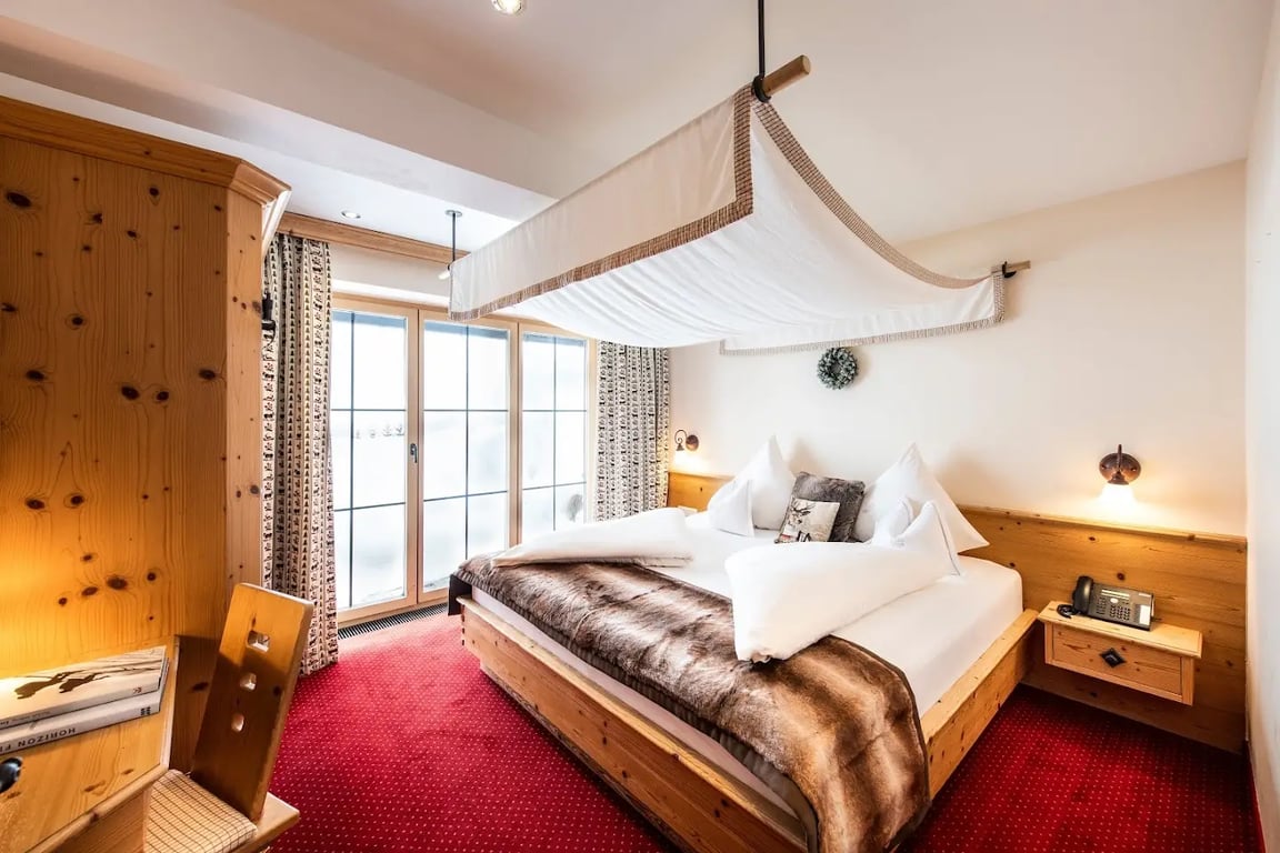 Hotel & Chalet Montana