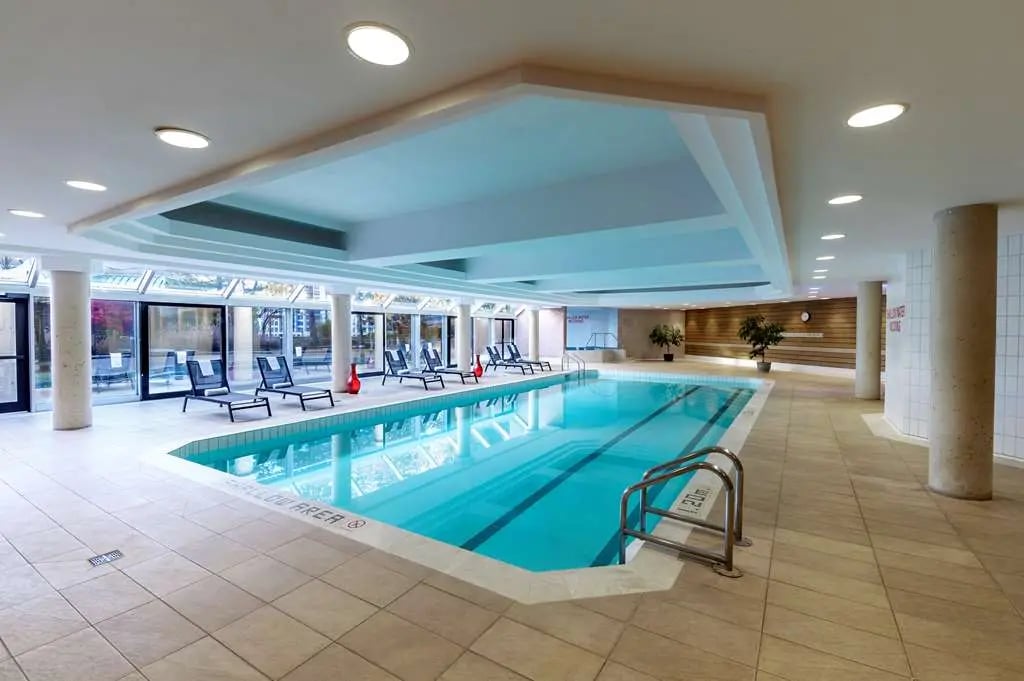 Hilton Suites Conference Centre & Spa