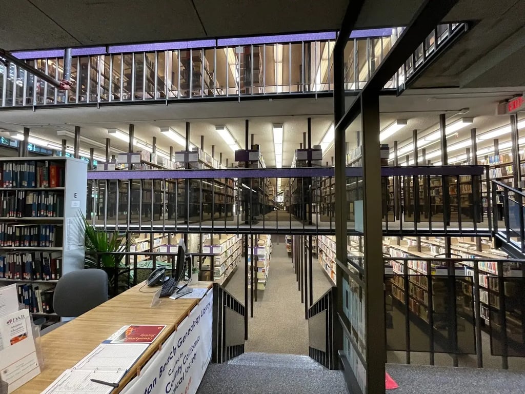 Huntington Beach Central Library