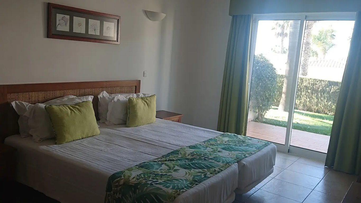 Clube Porto Mos - Sunplace Hotels & Beach Resort
