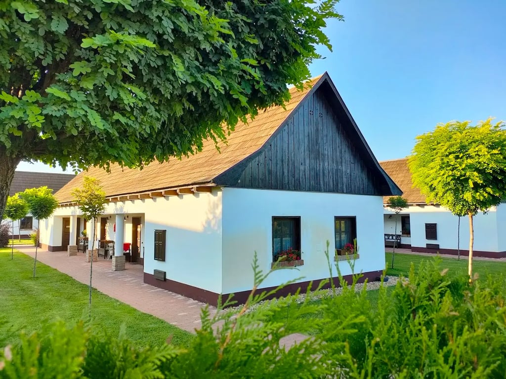 Zsindelyes Cottage