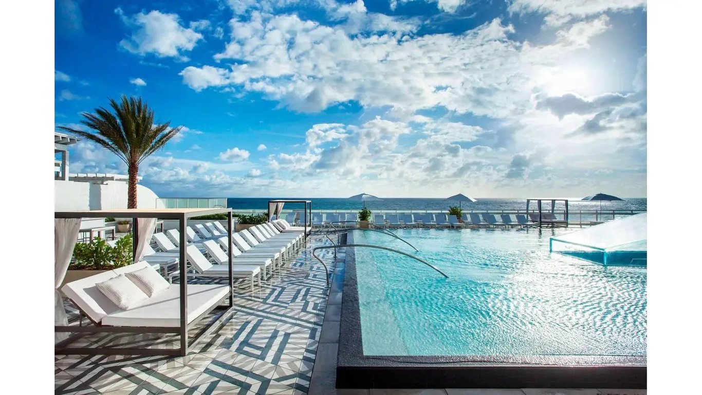 W Fort Lauderdale