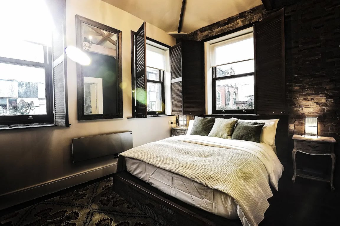 The Cow Hollow Hotel