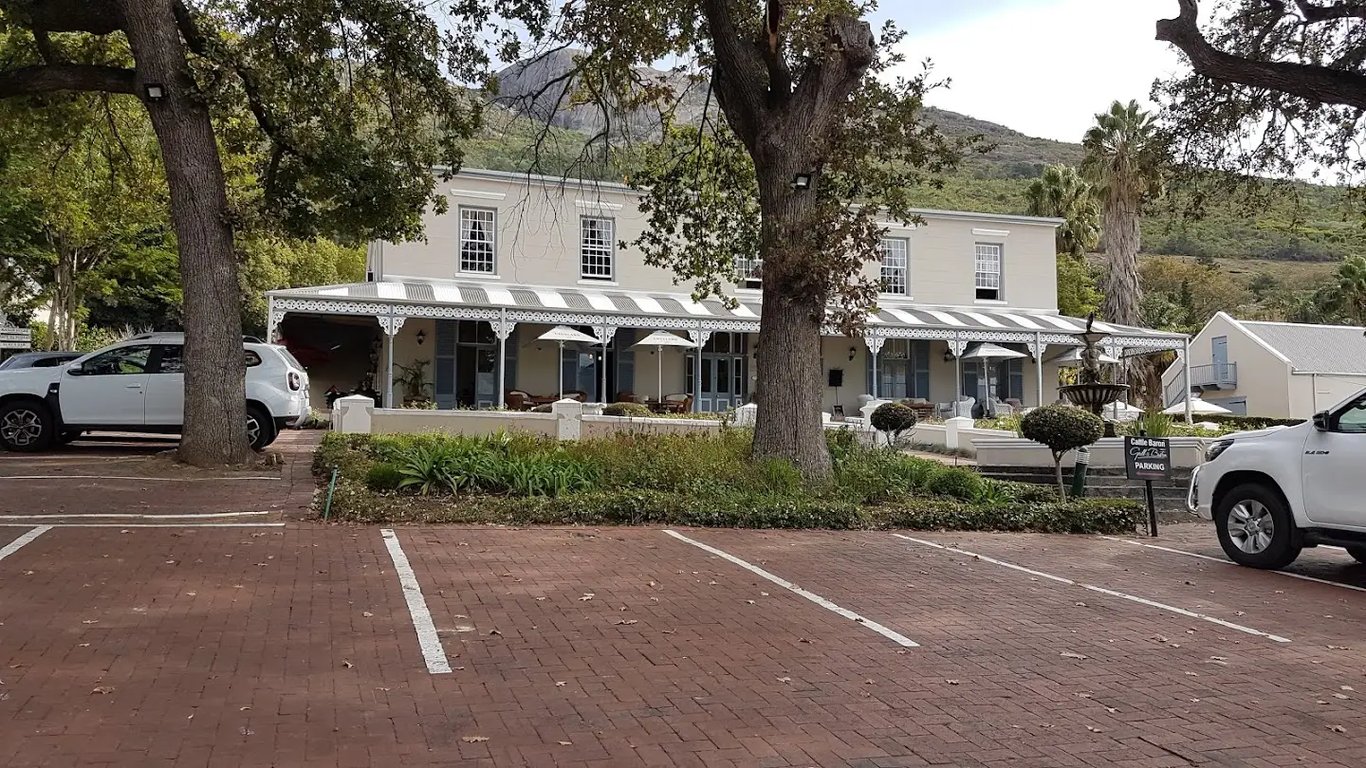 Pontac Manor Hotel & Restaurant