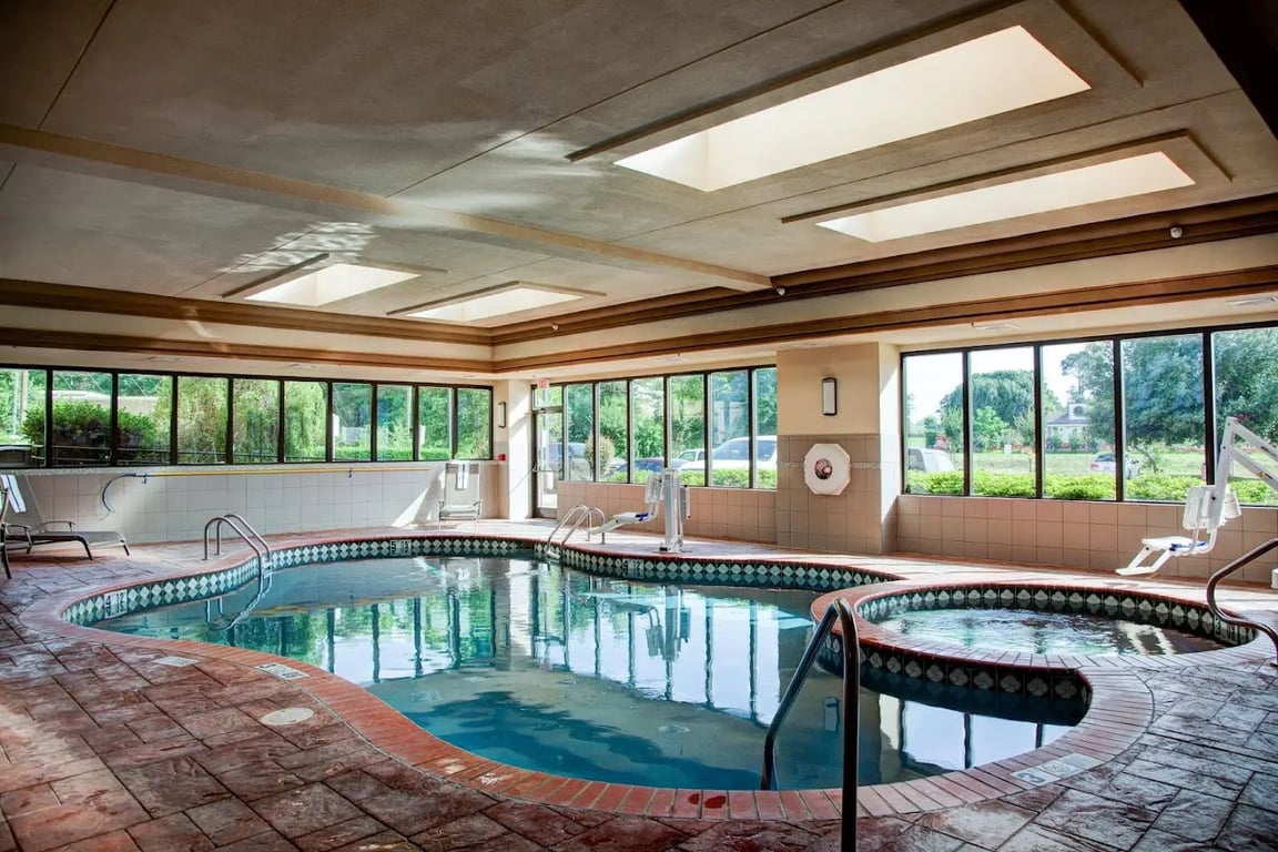 Holiday Inn Express South Tyler