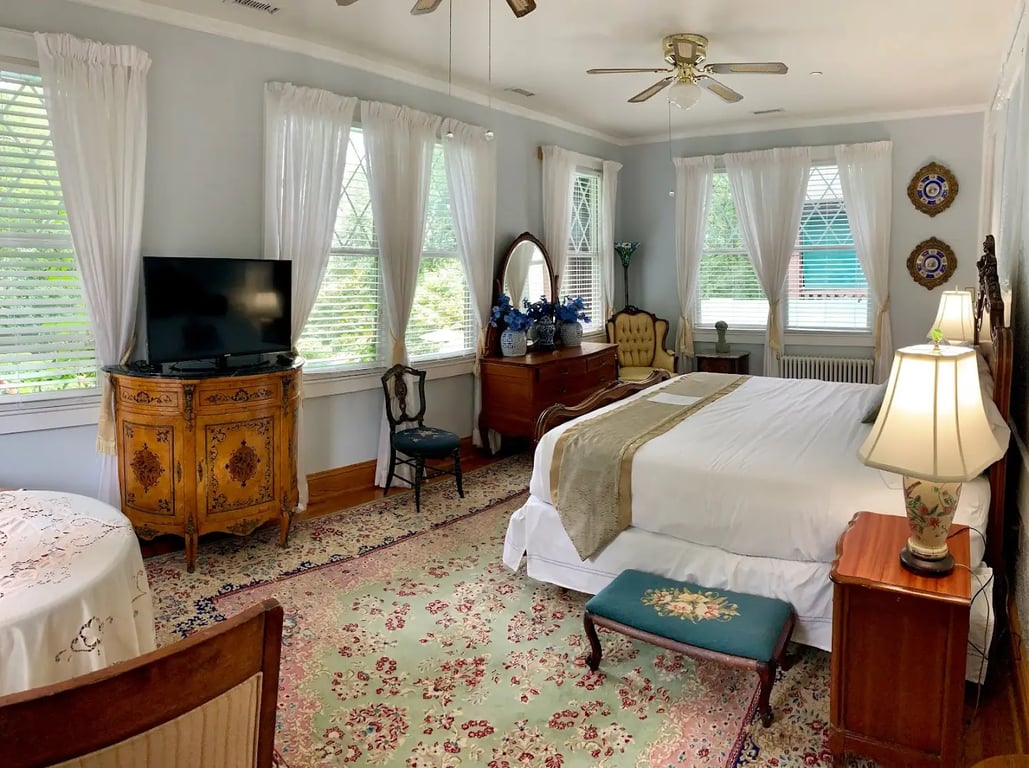 Gramercy Mansion
