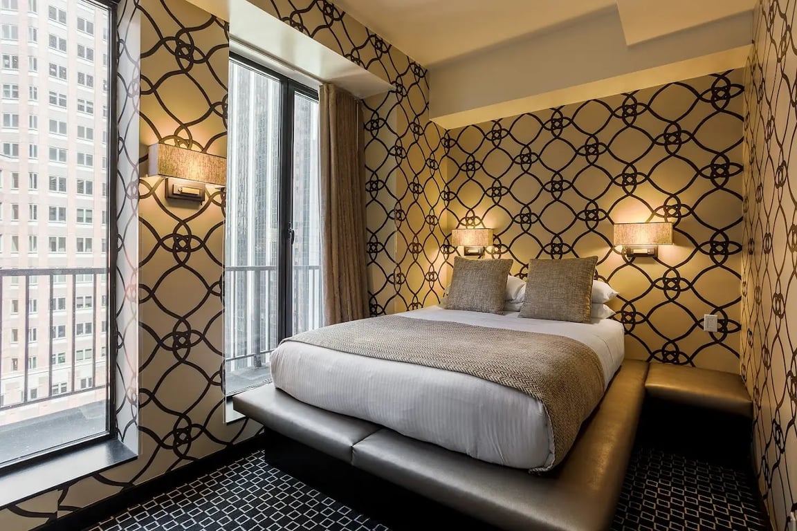 Room Mate Grace Hotel
