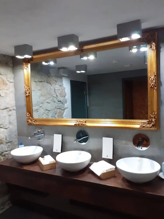 MOMENTS Boutique Hotel