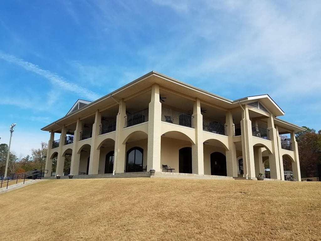 Pelham Racquet Club