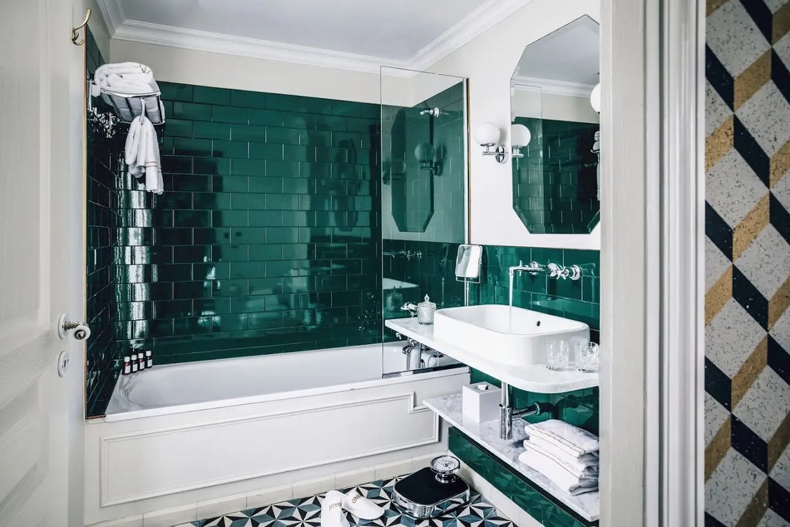 Grand Pigalle Hotel
