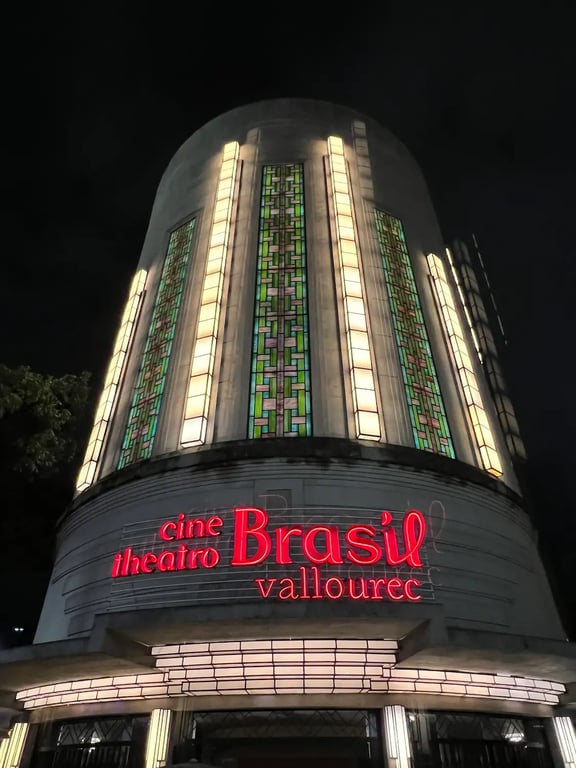 Cine Theatro Brasil Vallourec