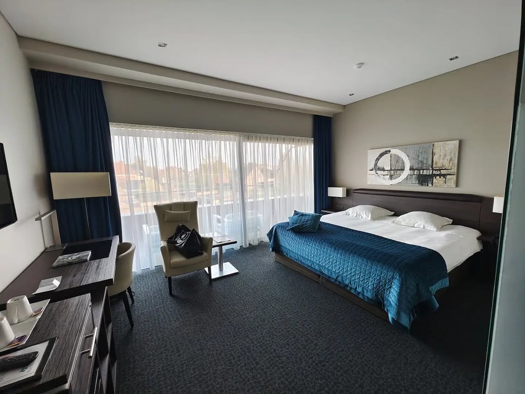 Blue Woods Hotel - Deerlijk