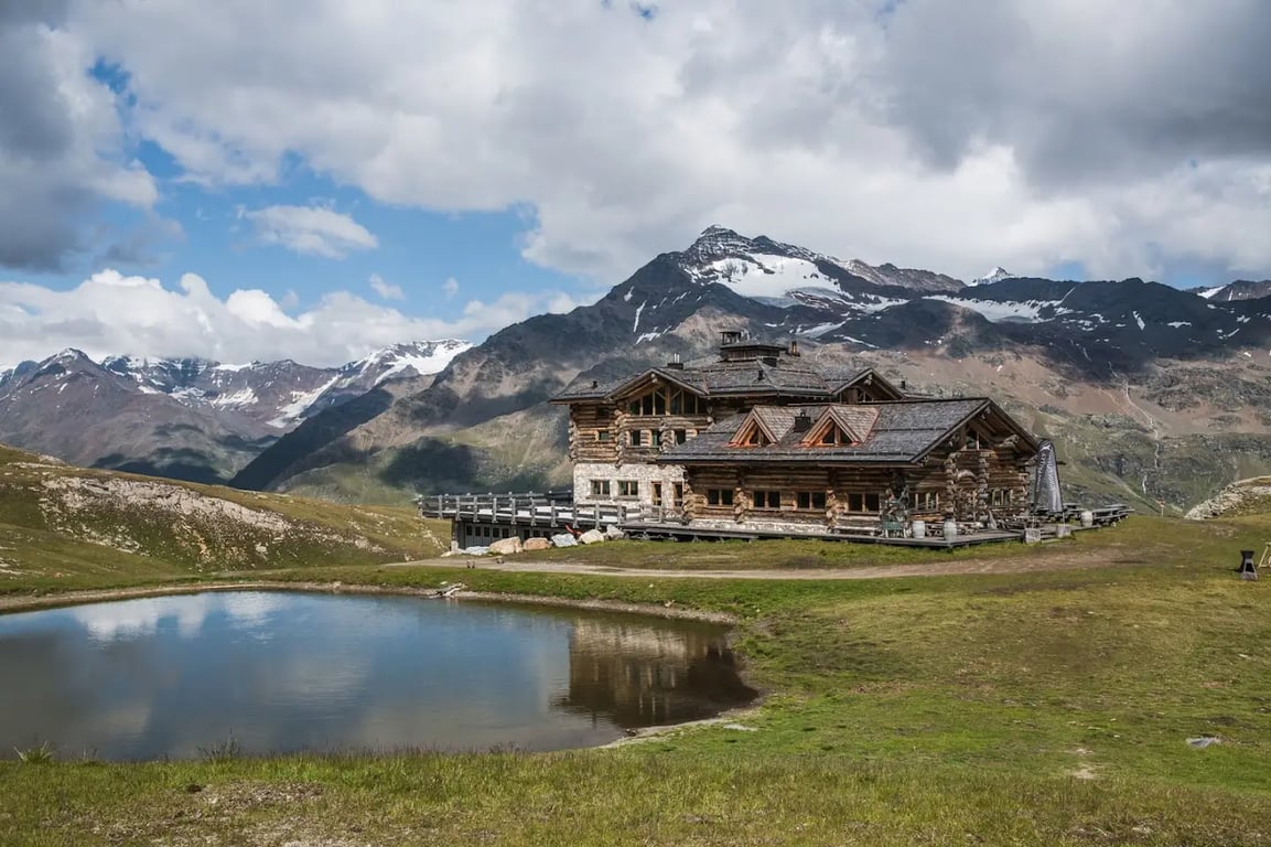 Sunny Valley Mountain Lodge