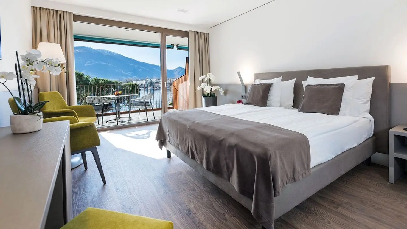 Hotel Lago Maggiore - Welcome!