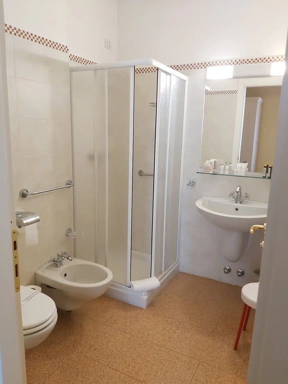 HOTIDAY Hotel Verbania