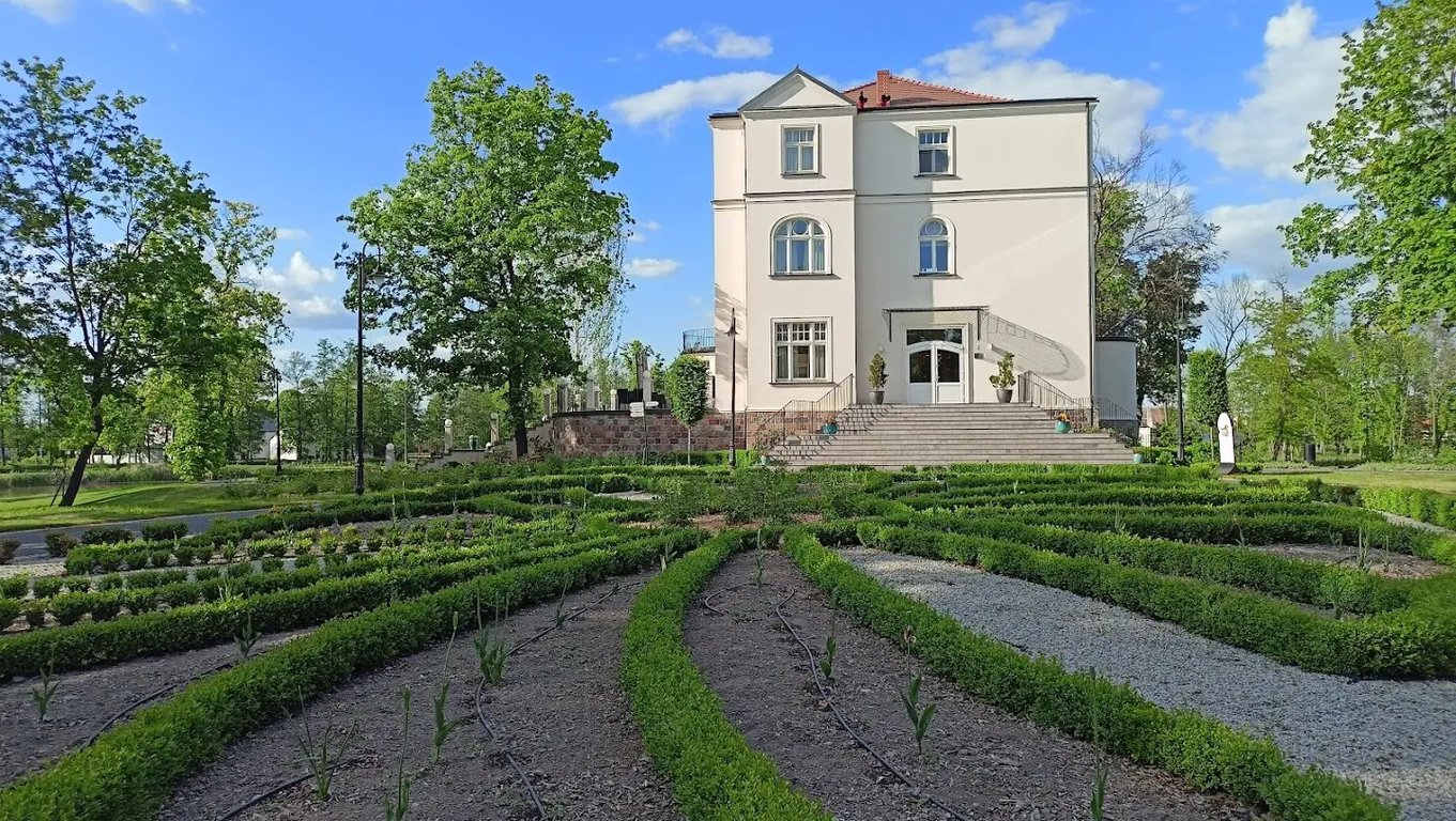 Pałac Suchary