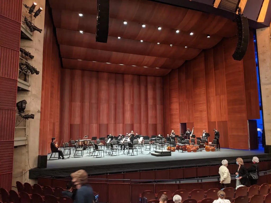 Hylton Performing Arts Center