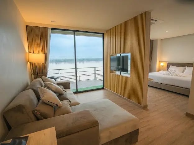 Mekong pano villa