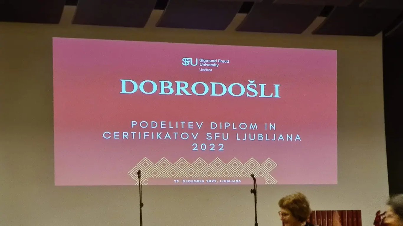 Antonova dvorana