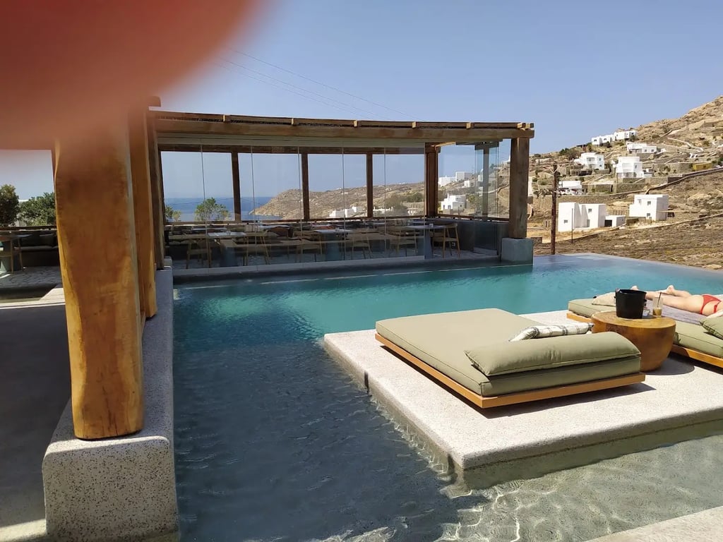 Archipelagos All Suites