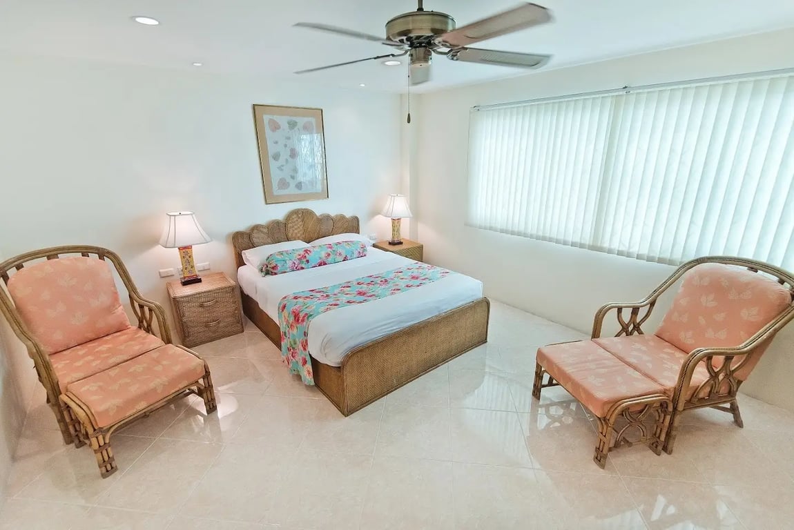 BUTTERFLY GARDEN BOUTIQUE RESIDENCE by Luxury View EX LG Apts and Villas, A Lifestyle Destination 1 to 3 bedroom units 110 to 190 sqmtr, 2 FULL Bathrooms, Rain shower, Complete kitchen, FREE Fast Fiber WIFI, 55" SMART TVs, 24-7 Staff, SPA BATH, FREE 