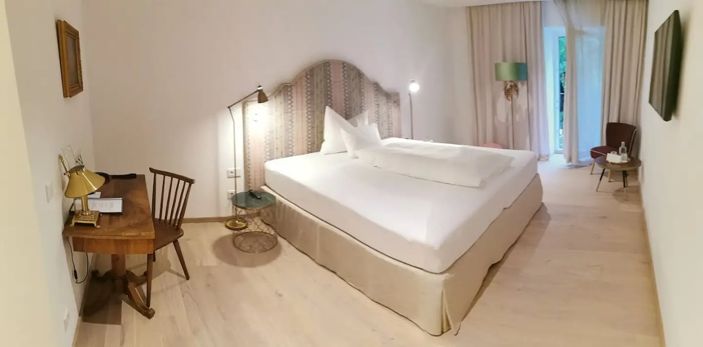 Boutiquehotel Zum Goldenen Hirschen