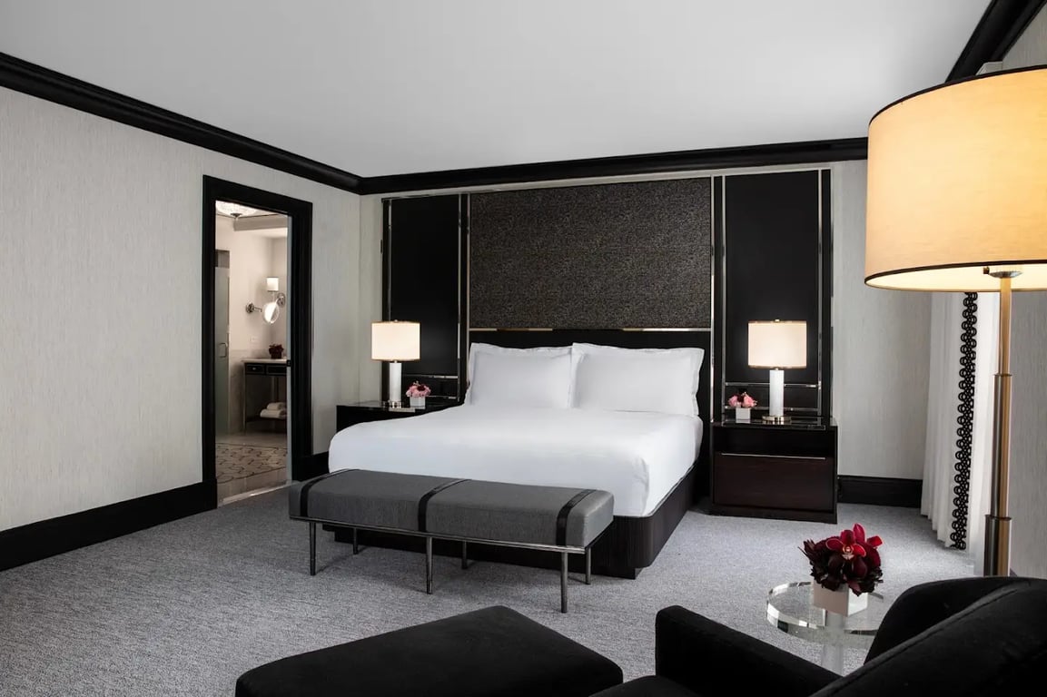 Waldorf Astoria Chicago