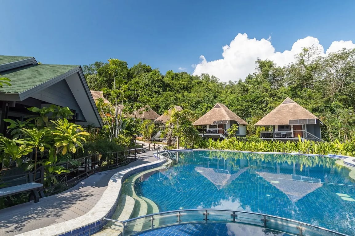 Loy Chalet