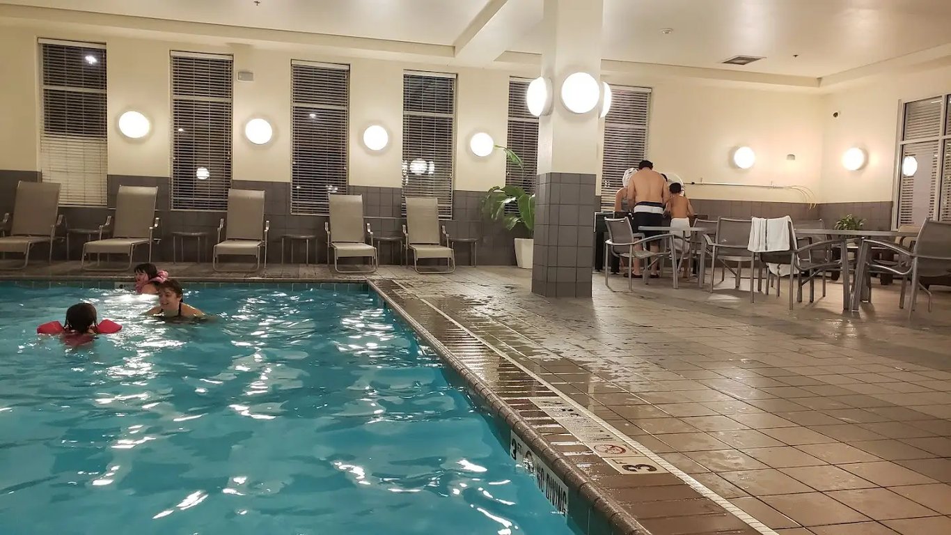 DoubleTree by Hilton Chicago Midway Airport