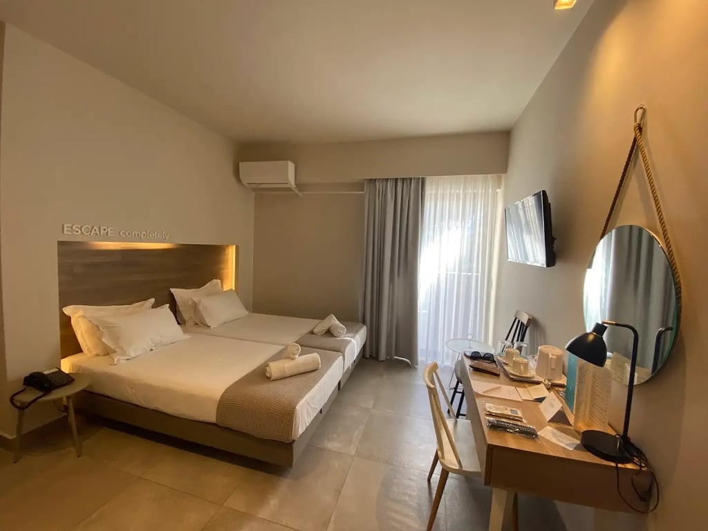 Carian Hotel