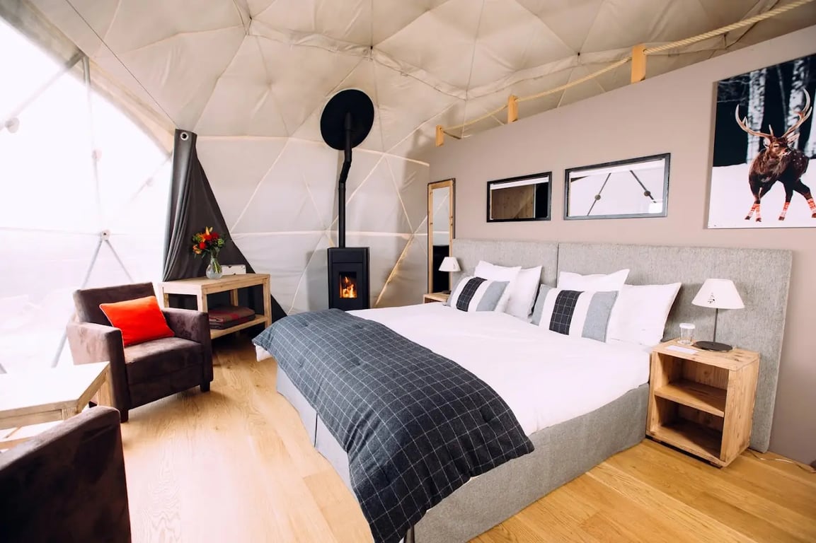 Whitepod Eco-Luxury Hotel