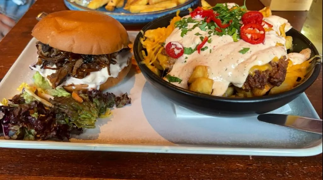 The Dark Horse Bar & Kitchen