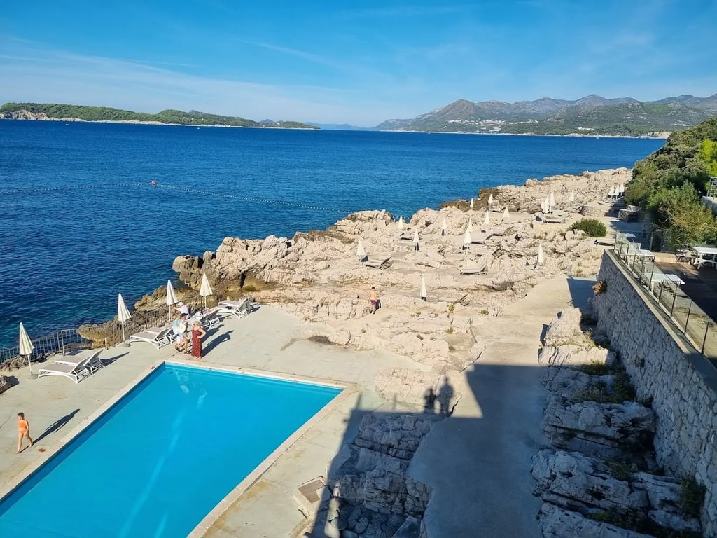 Royal Ariston Hotel