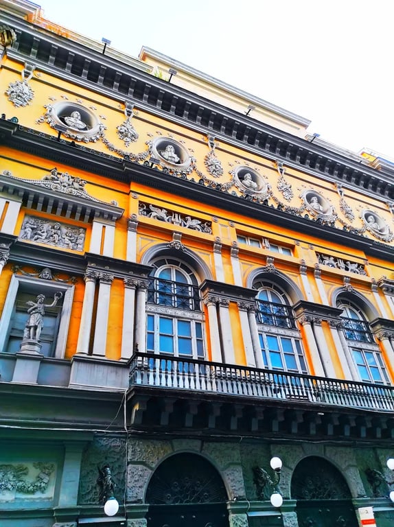 Teatro Bellini, Naples