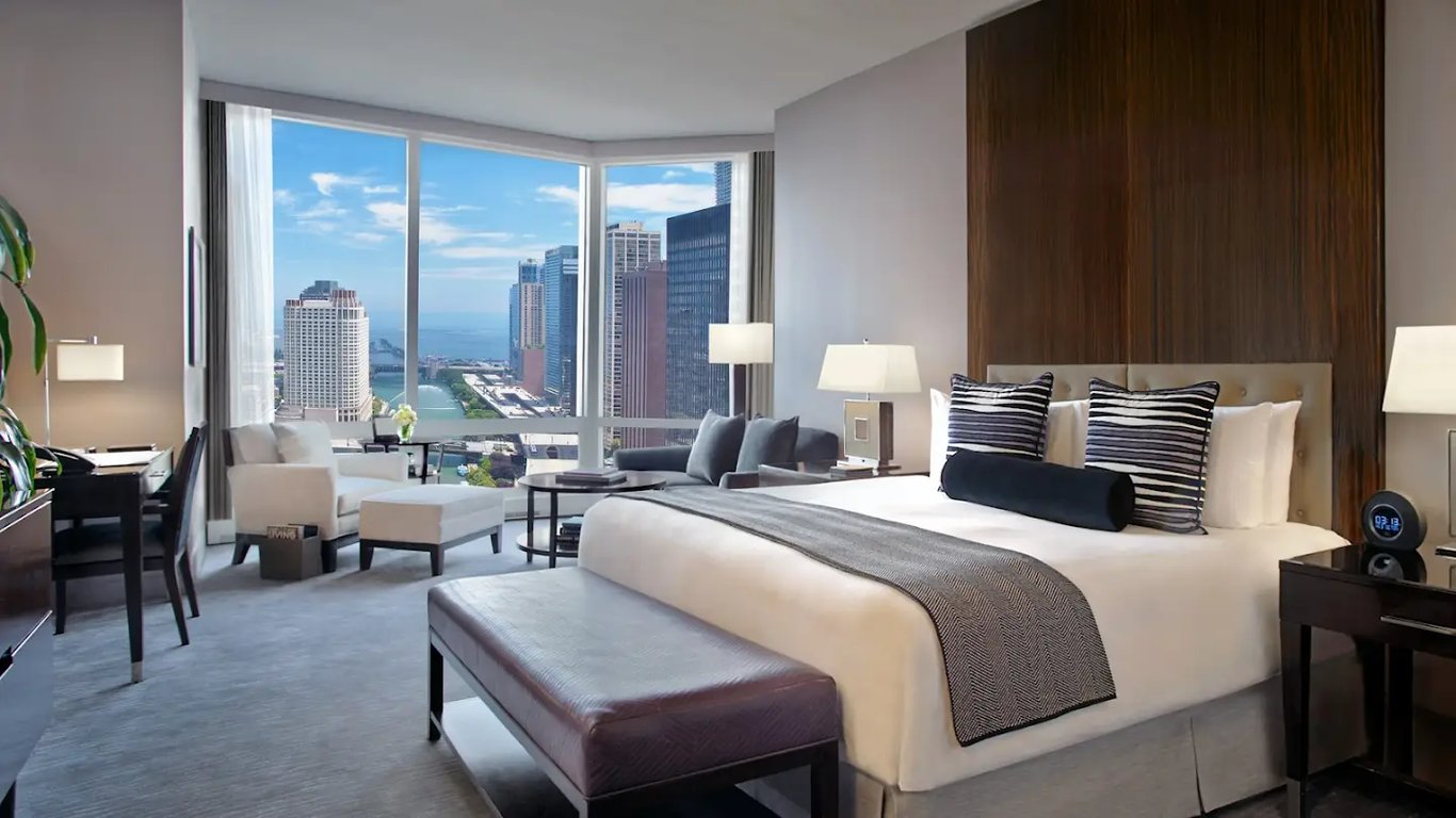Trump International Hotel & Tower® Chicago