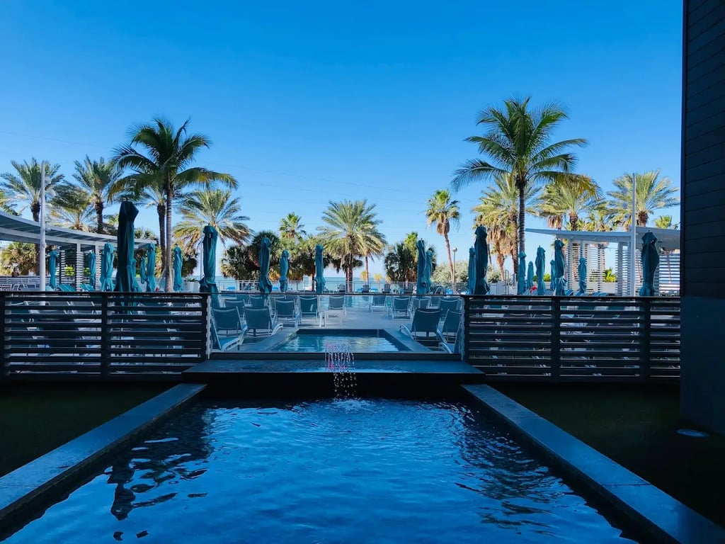 Wyndham Grand Clearwater Beach