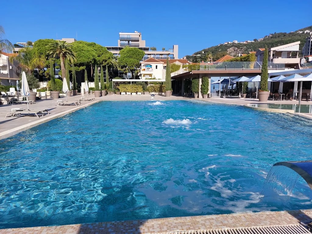 Palmon Bay Hotel & Spa