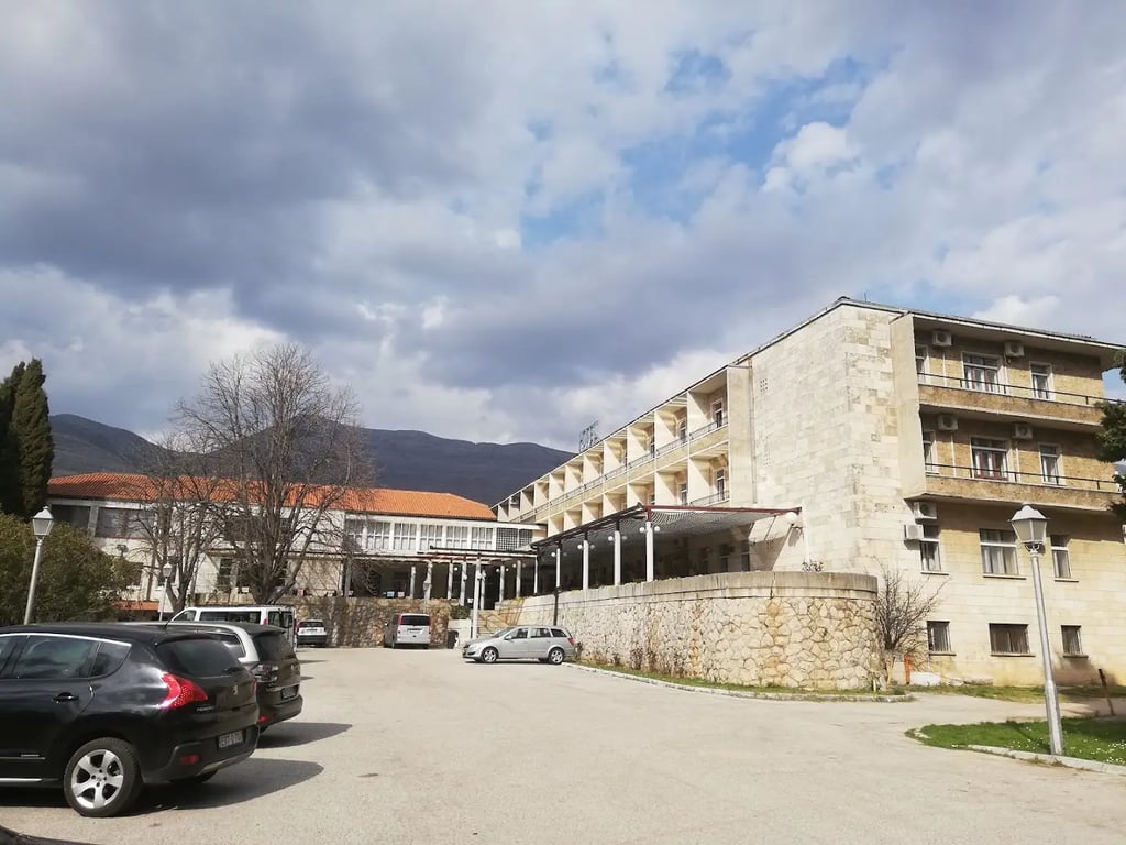 Hotel Leotar