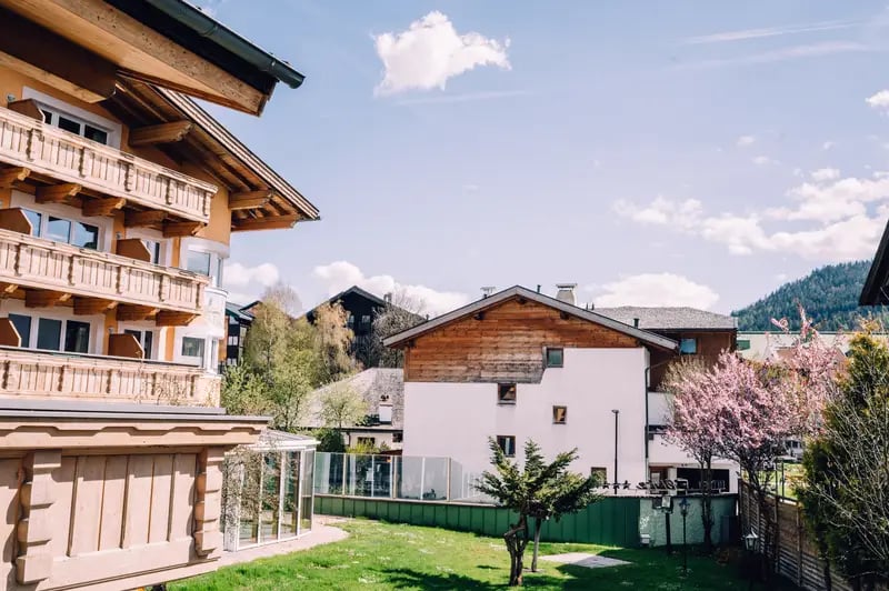HENRI Country House Seefeld