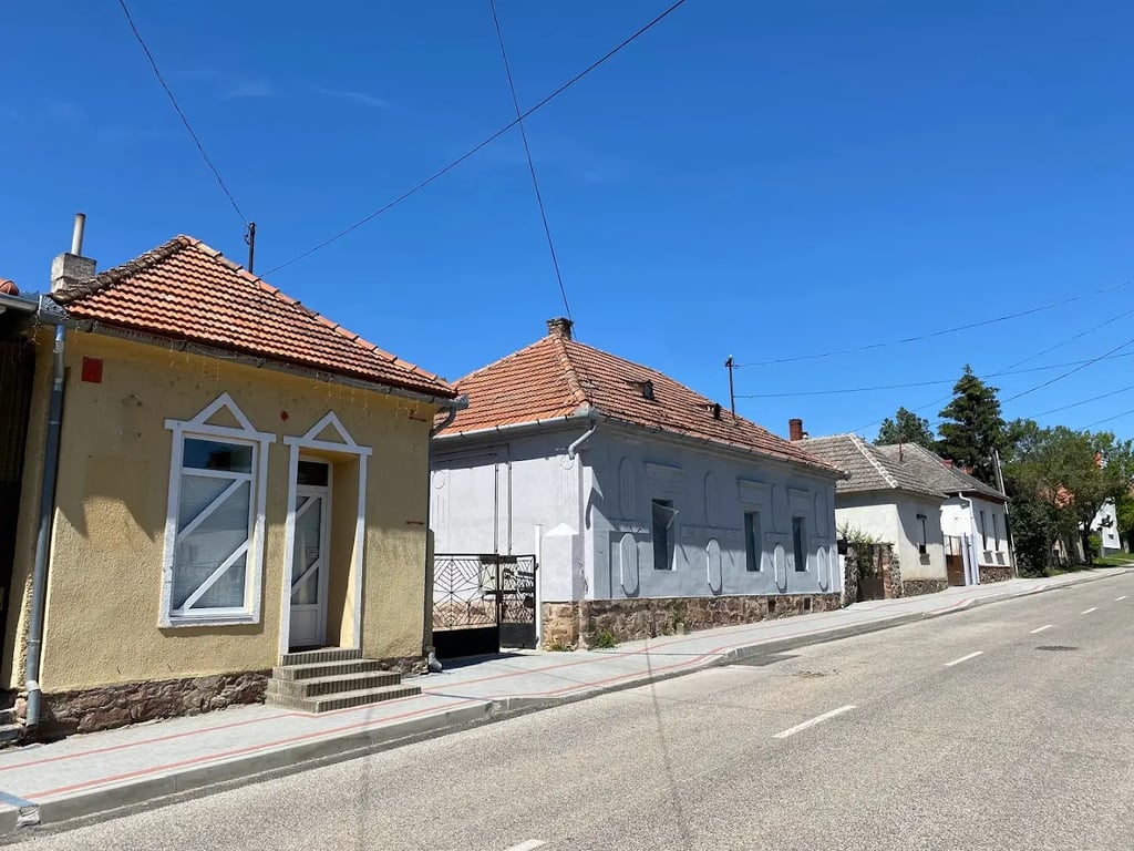 Kisbirtok Kultbázis