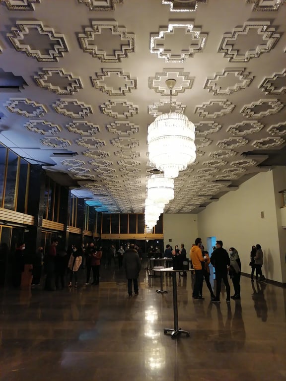 Vahdat Hall