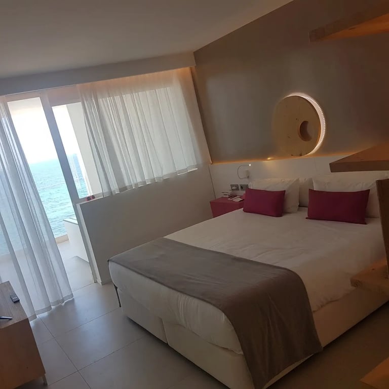 One Ibiza Suites