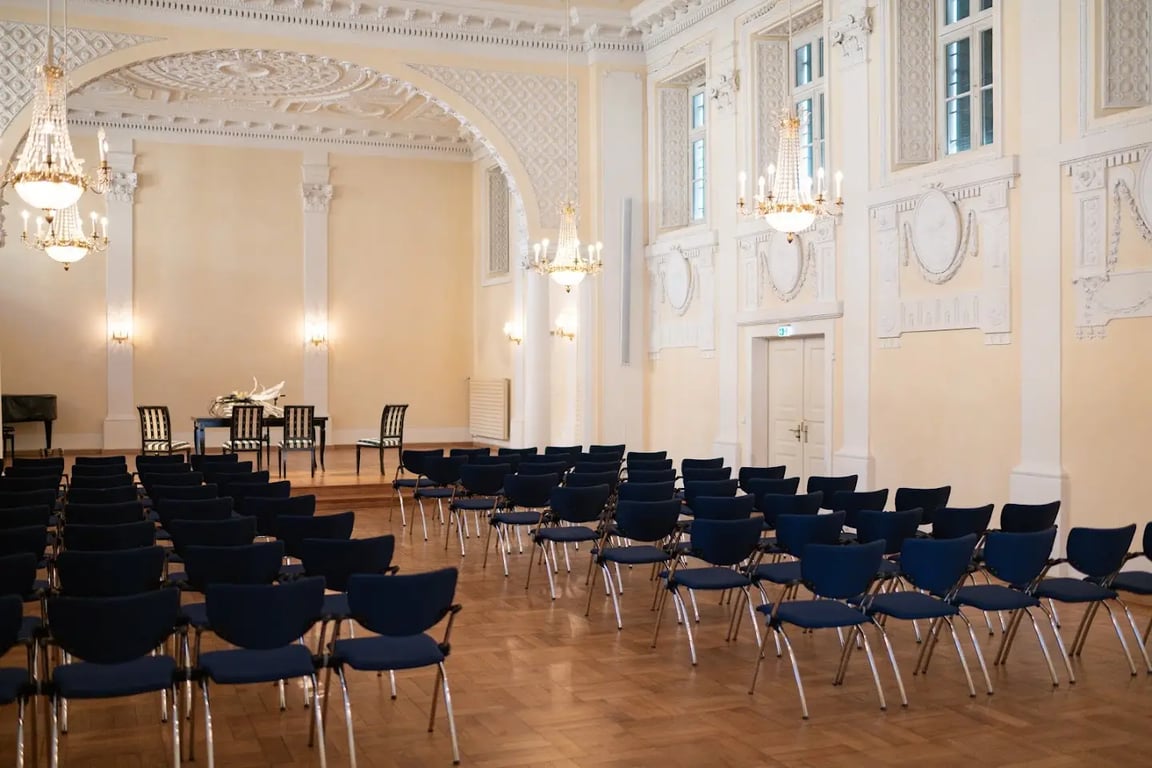 Kulturzentrum am Karlsplatz - Karlshalle - Angletsaal