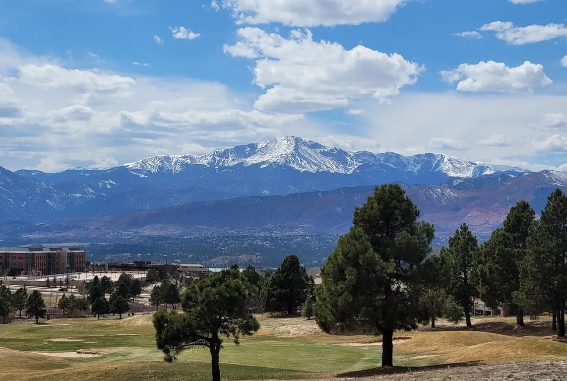 The Pine Creek Golf Resort