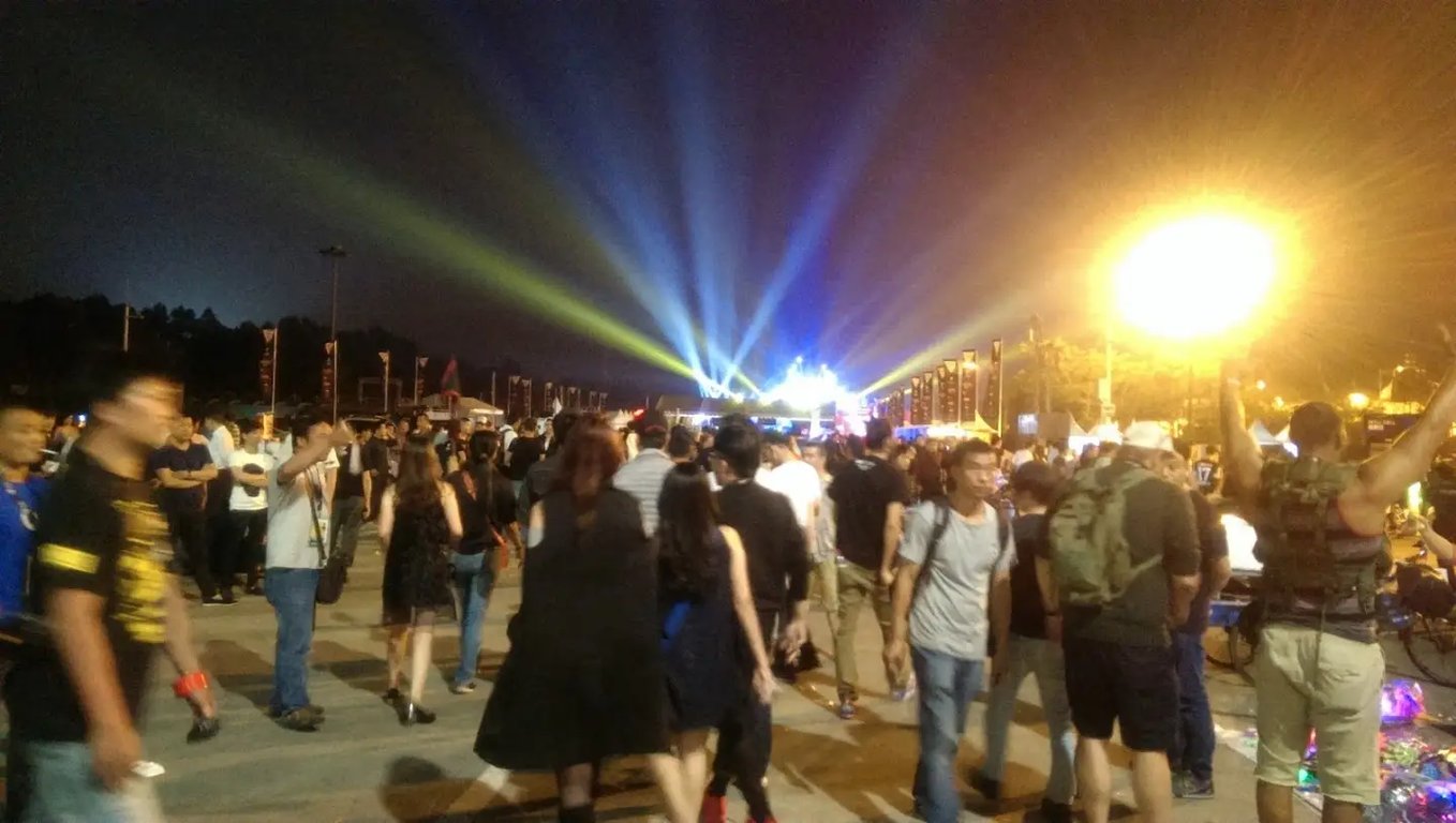 Shenzhen Longgang Sports Center