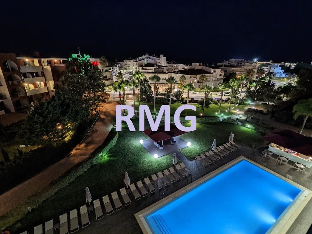 Areias Village Beach Suite Hotel
