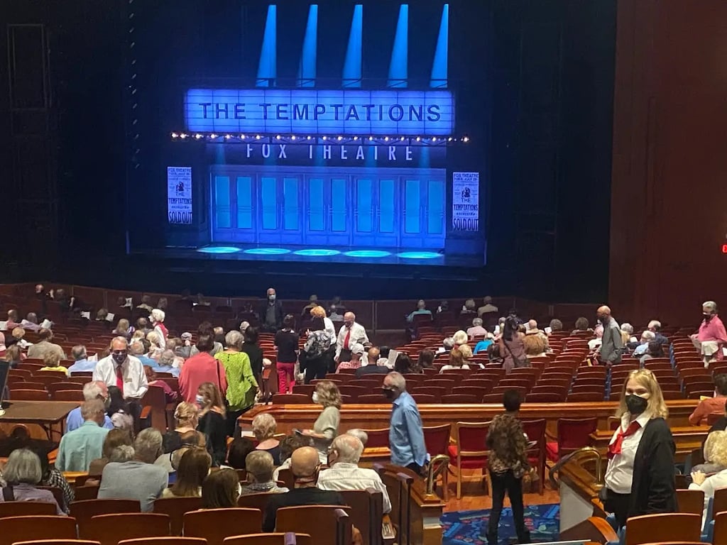 Au-Rene Theater