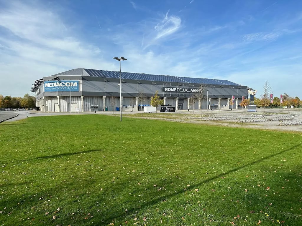 Home Deluxe Arena