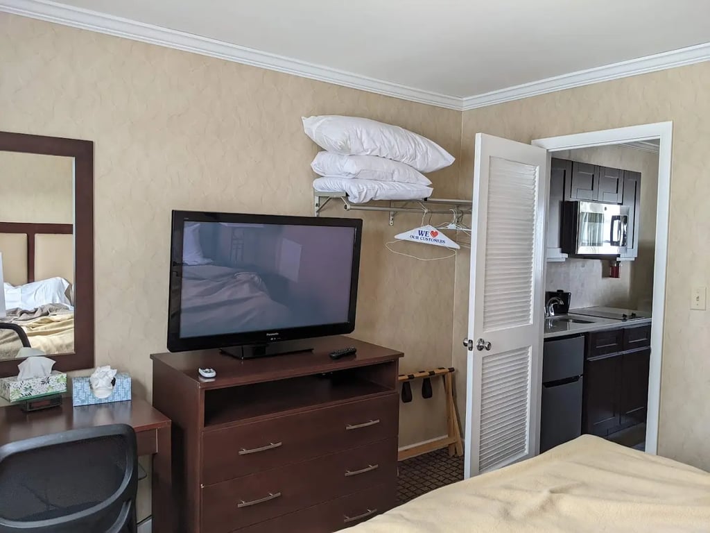 Hotel Alcott