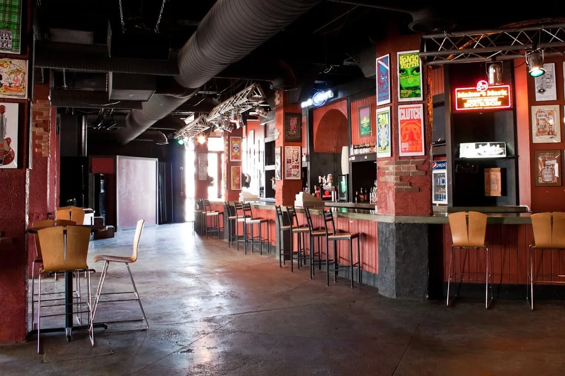 A&R Music Bar